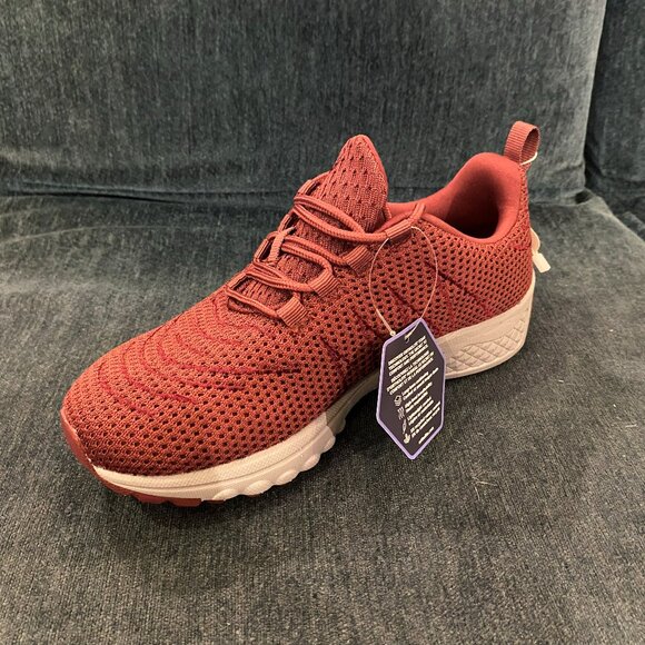 Propet - Tour Knit Medium Port - Multiple Sizes (NEW W/ BOX) - Picture 2 of 3